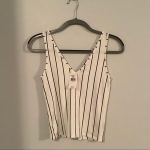 Ladies sleeveless v neck